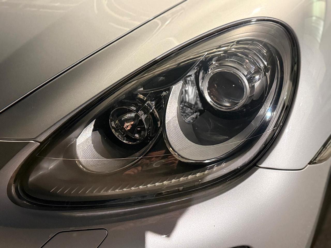 Porsche Cayenne 3.0 Diesel tiptronic 173000km