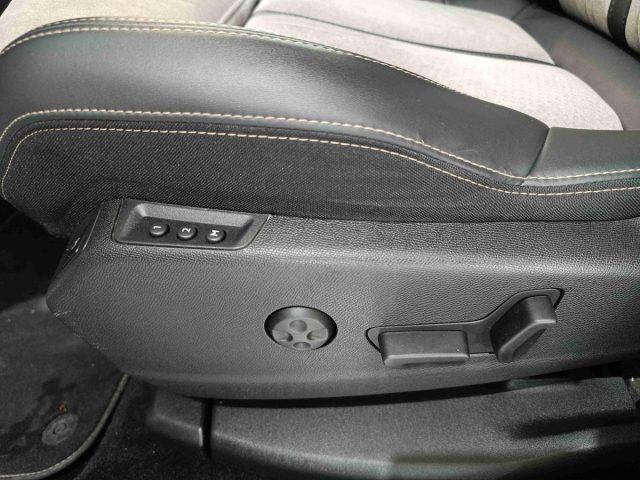 PEUGEOT 3008 Hybrid 225 e-EAT8 GT Pack