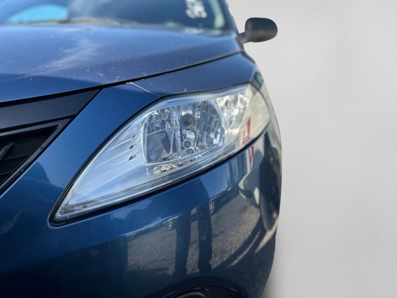 LANCIA Ypsilon III 2021 - Ypsilon 1.0 firefly hybrid Silver s&s 70cv