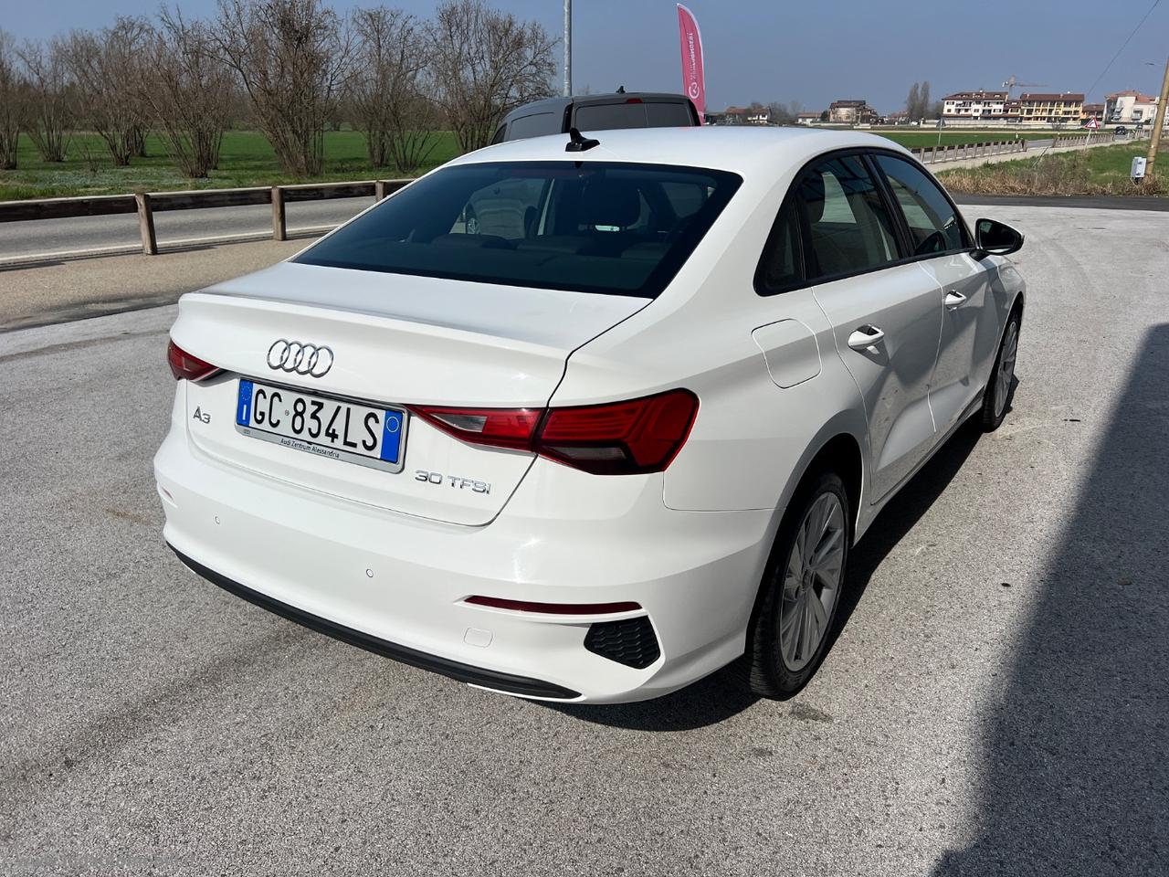 AUDI A3 Sedan 30 TFSI Business SOLO KM.53000