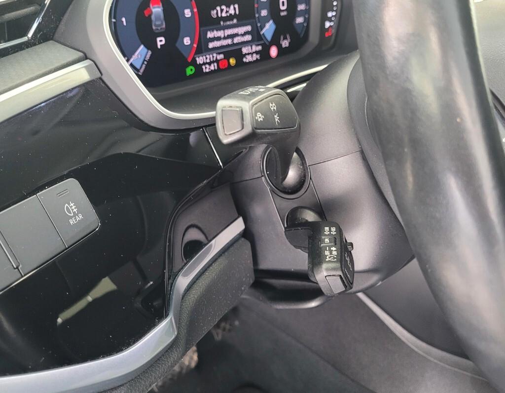 Audi Q3 35 TDI S tronic Business Advanced