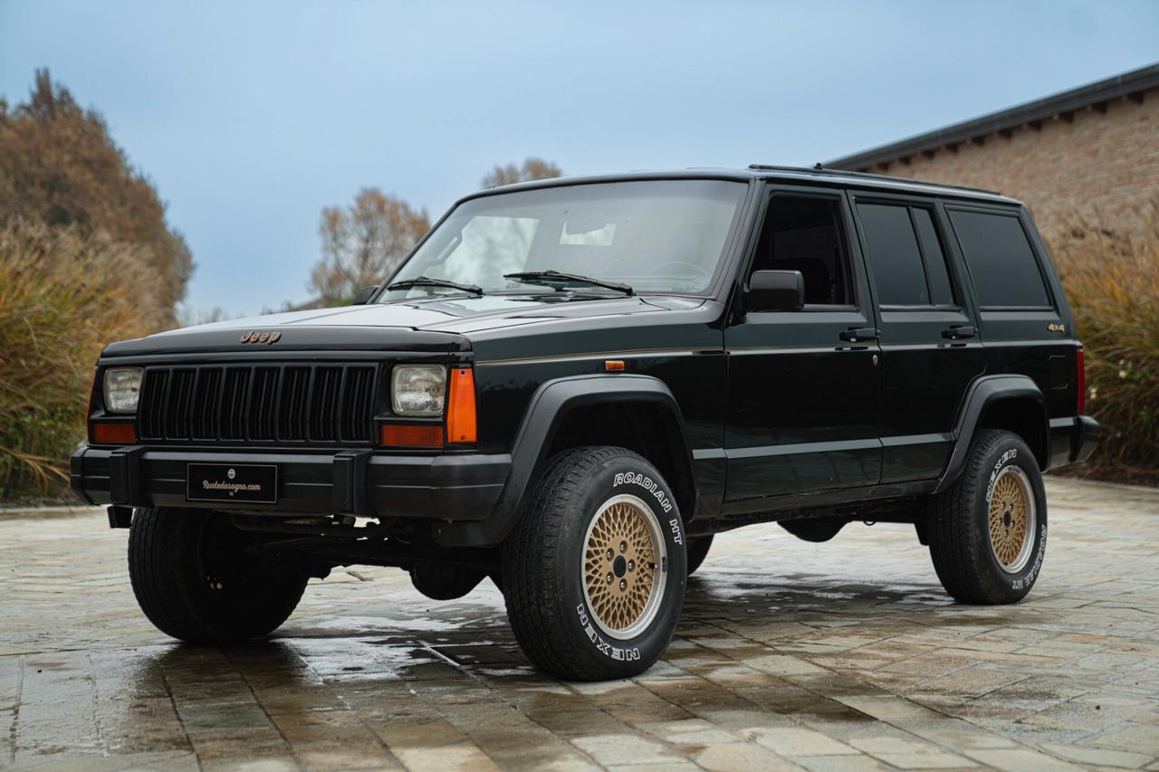 Jeep Cherokee 4.0 LIMITED - JEP00018