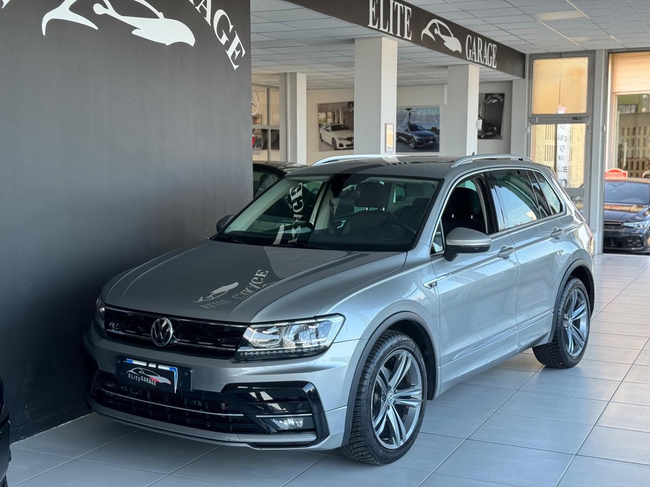Volkswagen Tiguan 2.0 TDI 150cv DSG R-LINE ACC LED