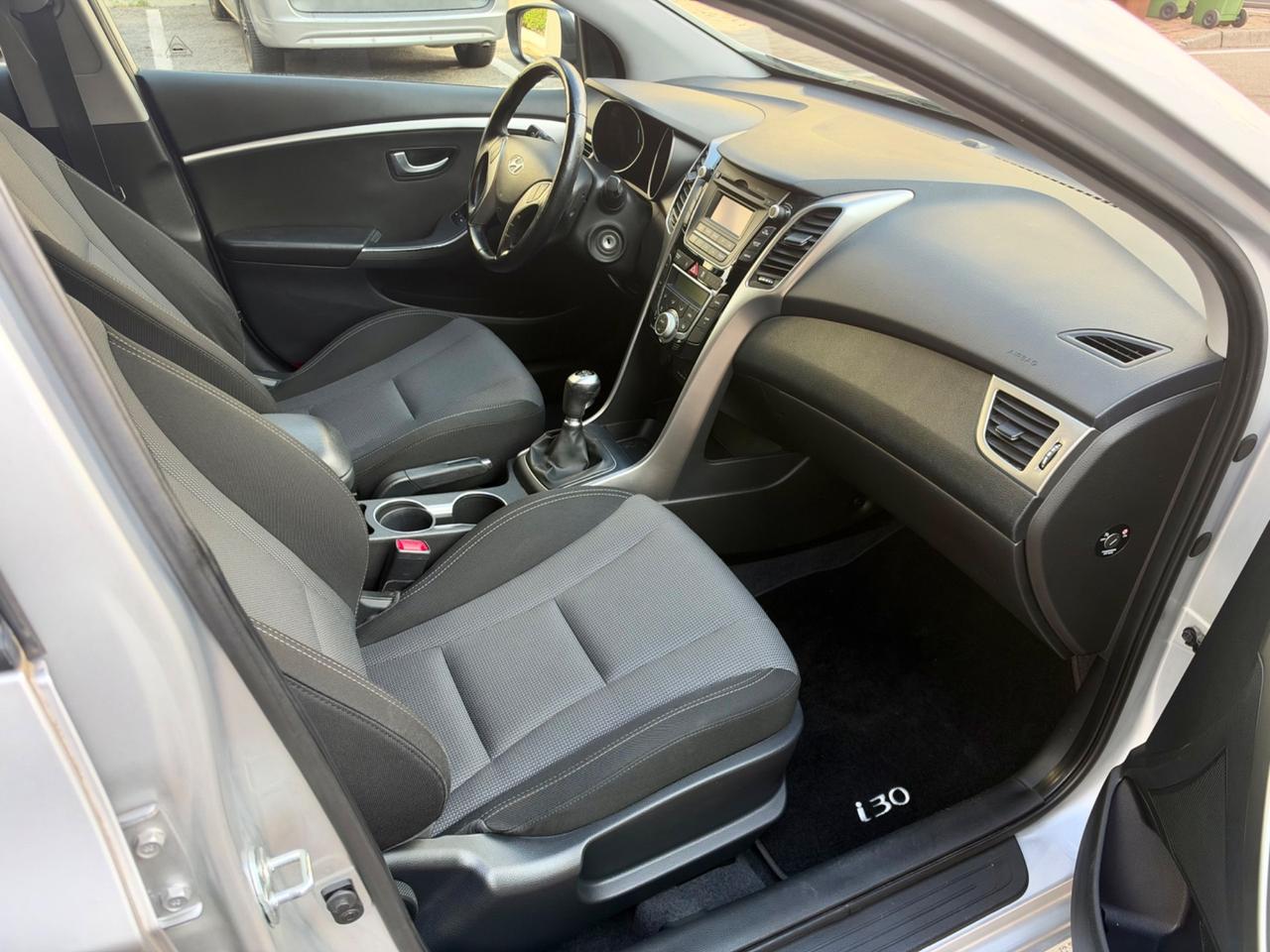 Hyundai i30 1.6 GDI 5p. Style A/T PERFETTA