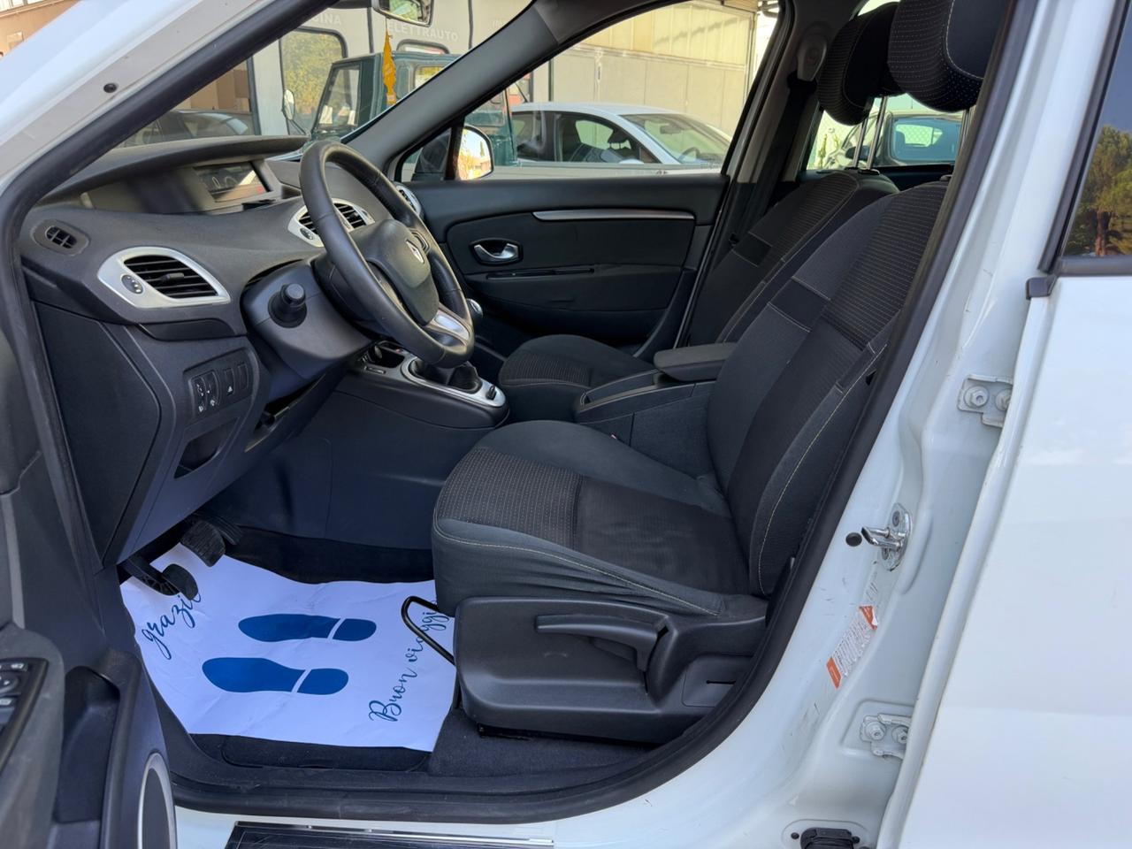 Renault Scenic Scénic X-Mod 1.5 dCi 110CV Dynamique