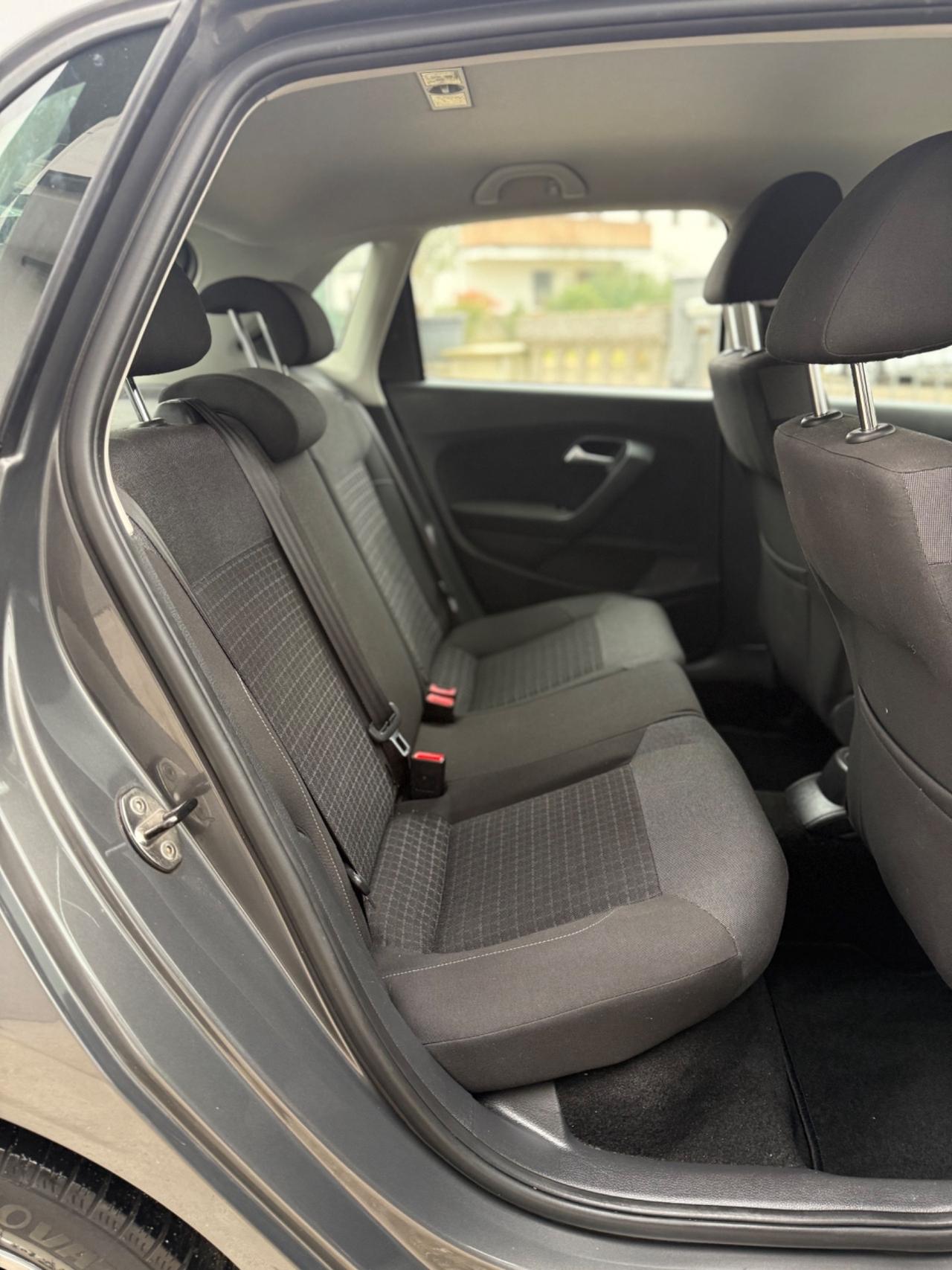 Volkswagen Polo 1.4 TDI EURO 6b 2016 NEOPATENTATI