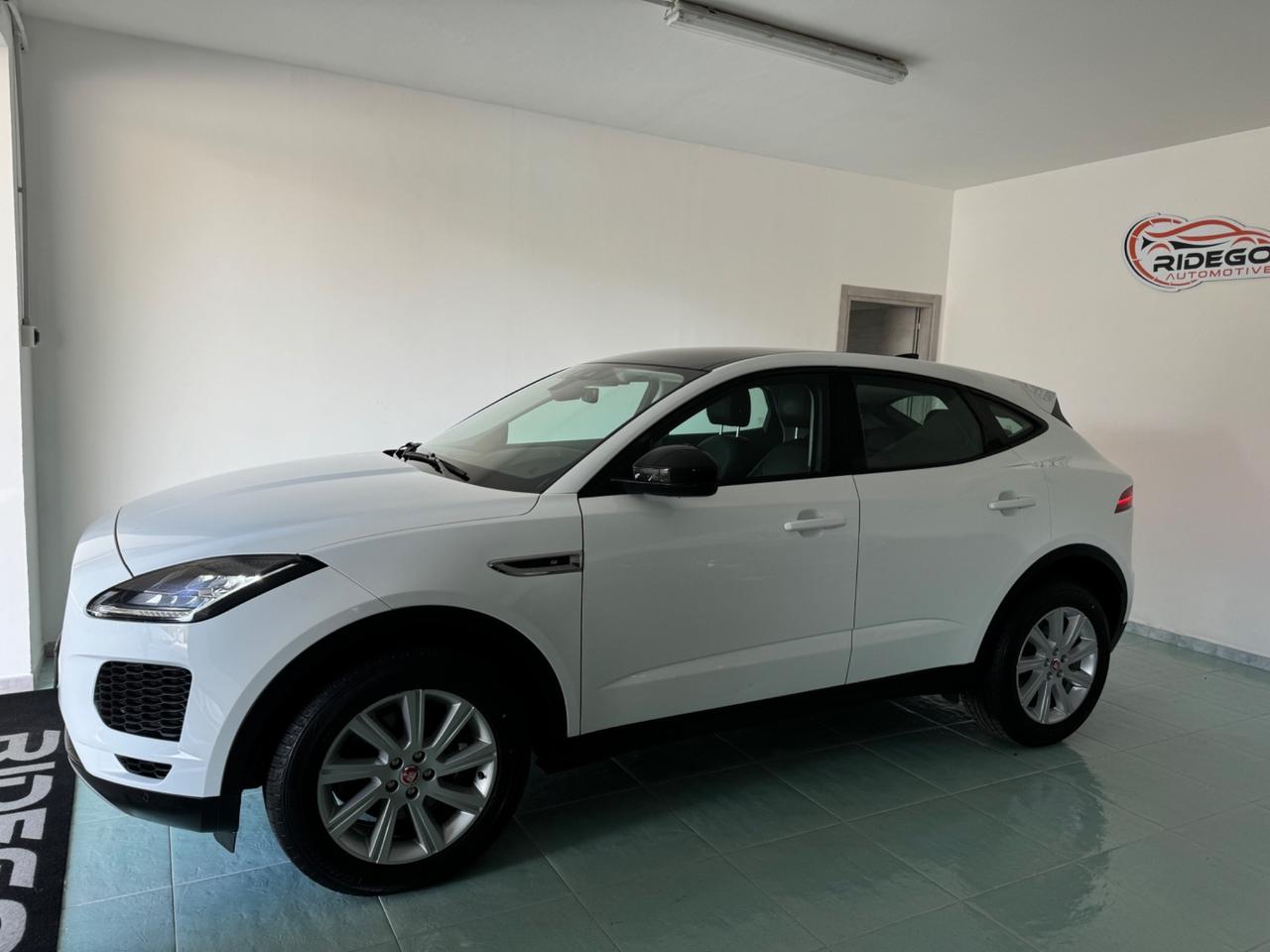 Jaguar E-Pace 2.0D 150 CV R-Dynamic