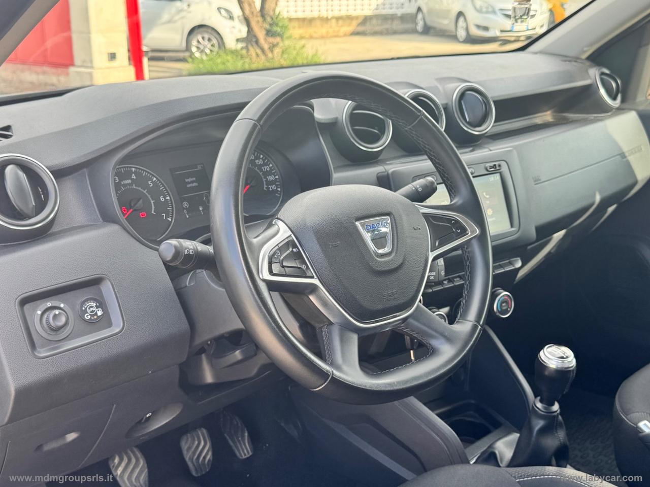 DACIA Duster 1.0 TCe 100 ECO-G 4x2 15th Anniv.