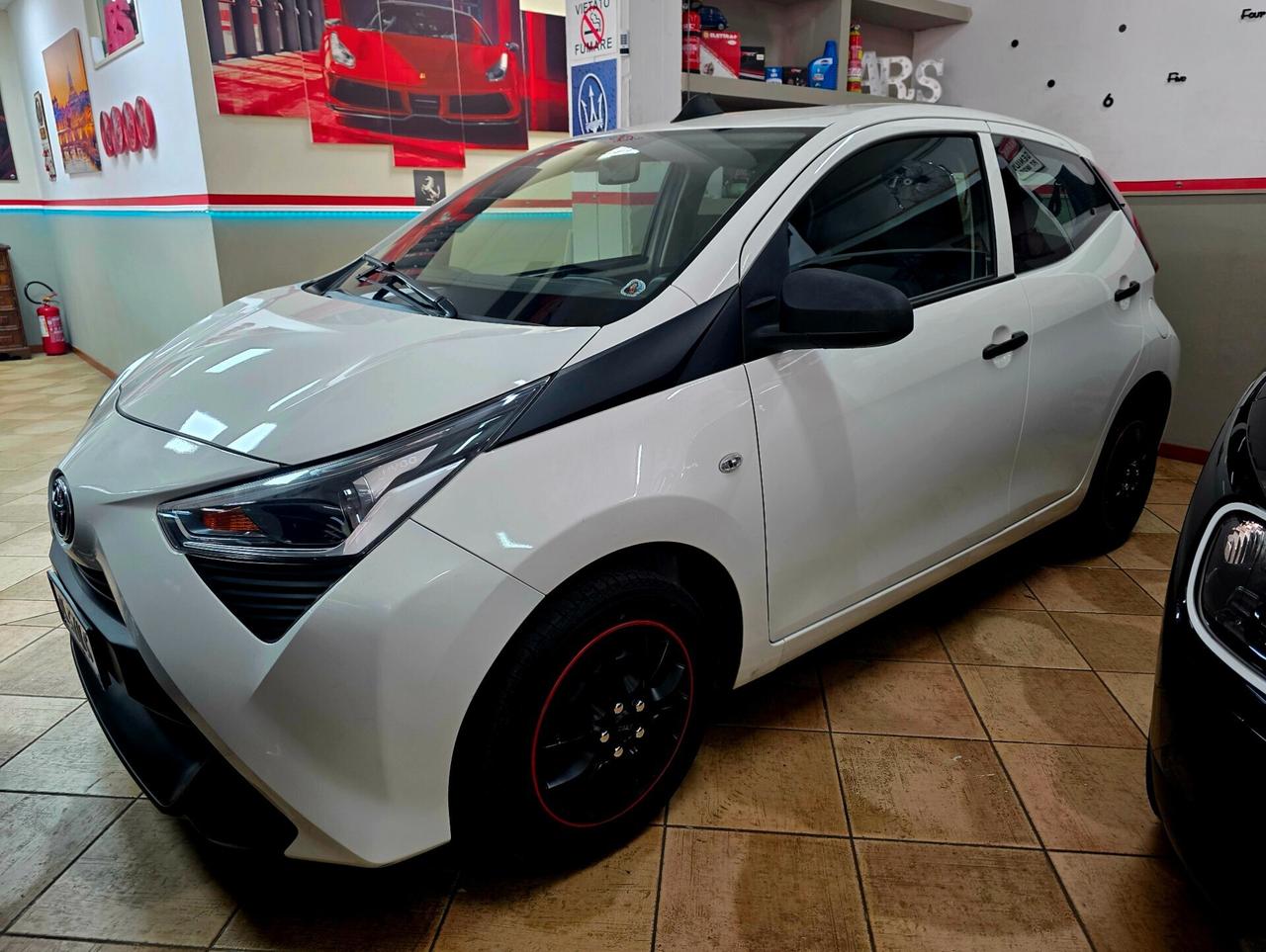 Toyota Aygo 1.0 VVT-i 69 CV 5 porte PROMO ATTIVA