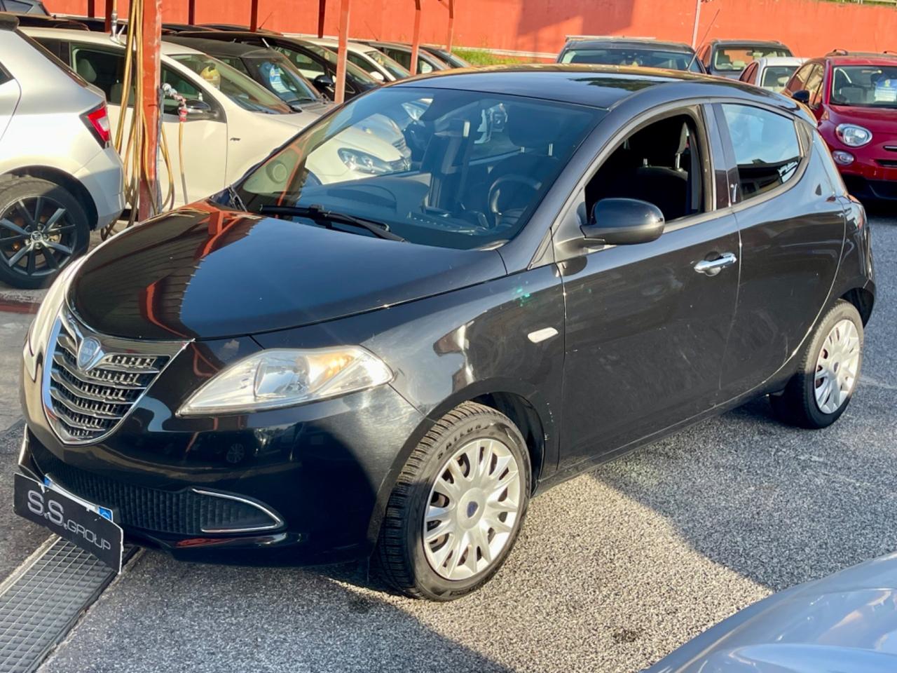 Ypsilon 1.2 69 CV - Platinum-rate-neopatentati