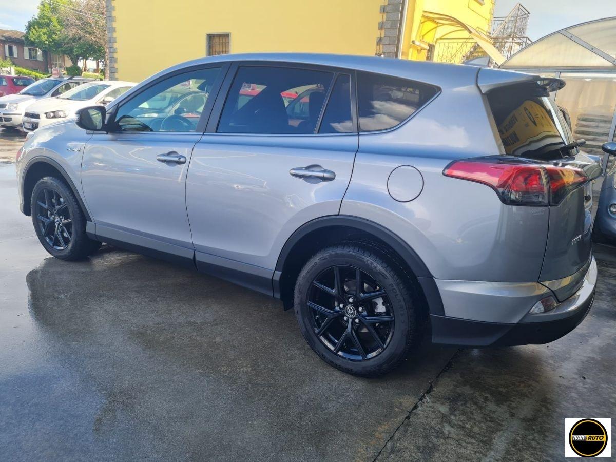 TOYOTA RAV4 2.5 Hybrid 4WD Dynamic-34.000 Km.