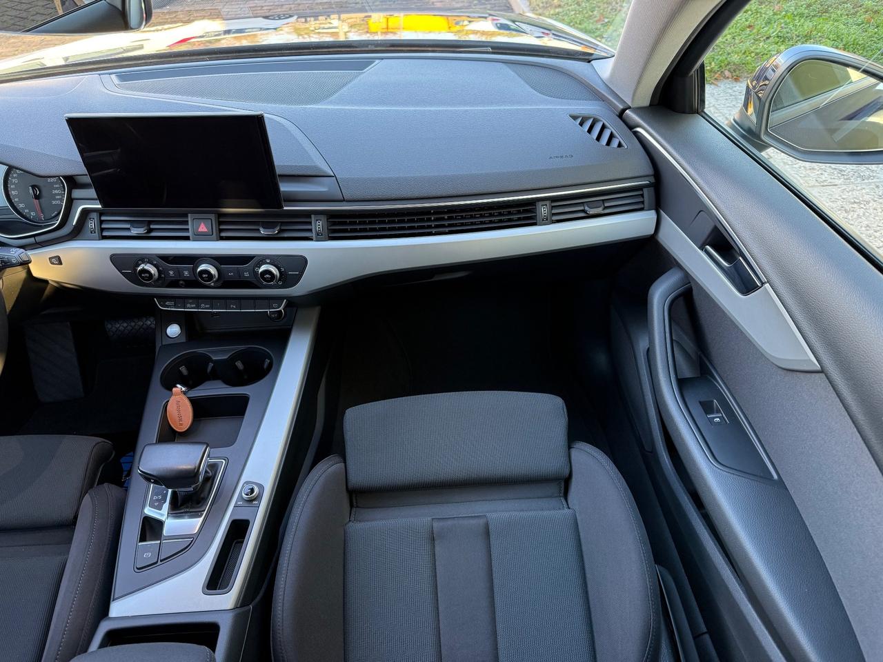 Audi A4 2.0d/163 CV 2021 TG UFFICIALI/PREZZO REALE