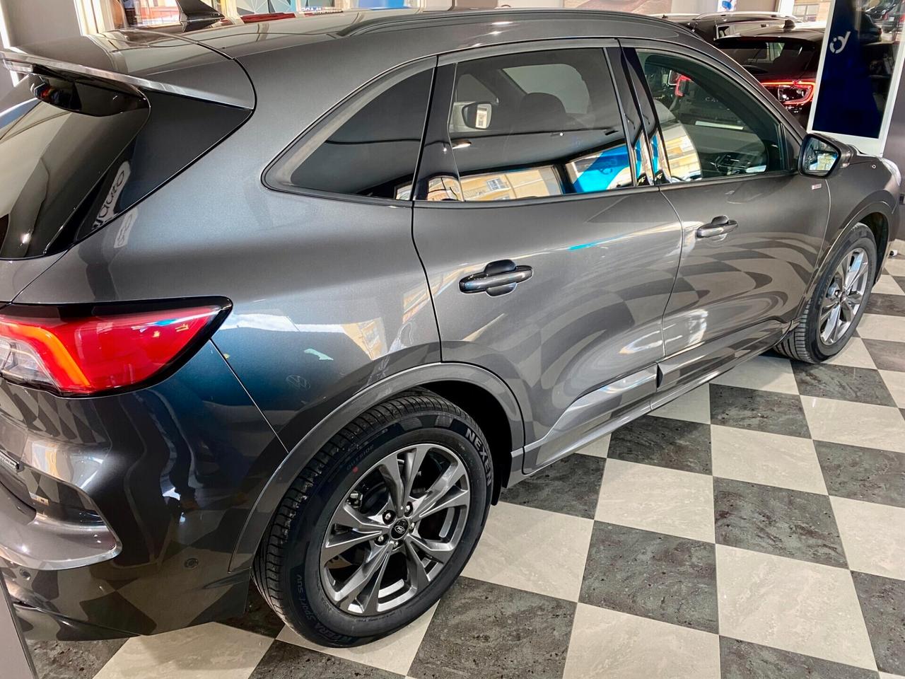 Ford Kuga 2.5 Plug In Hybrid 225 CV CVT 2WD ST-Line X-2020
