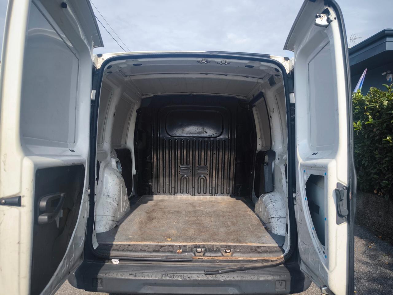 FIAT DOBLO 1,9 MJT – AUTOCARRO