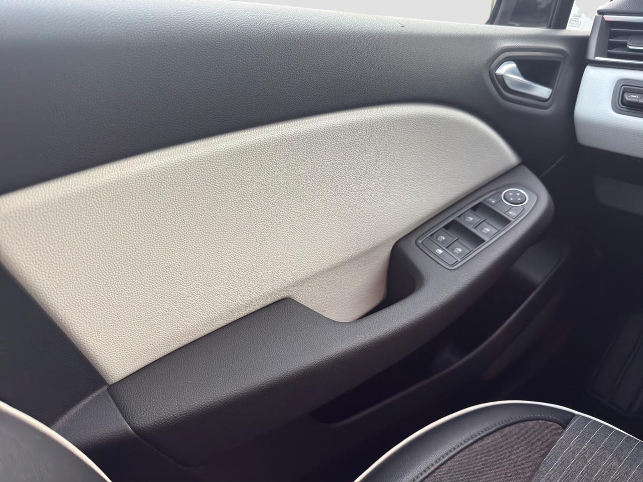 Renault Clio Full Hybrid E-Tech 145 CV 5 porte Techno