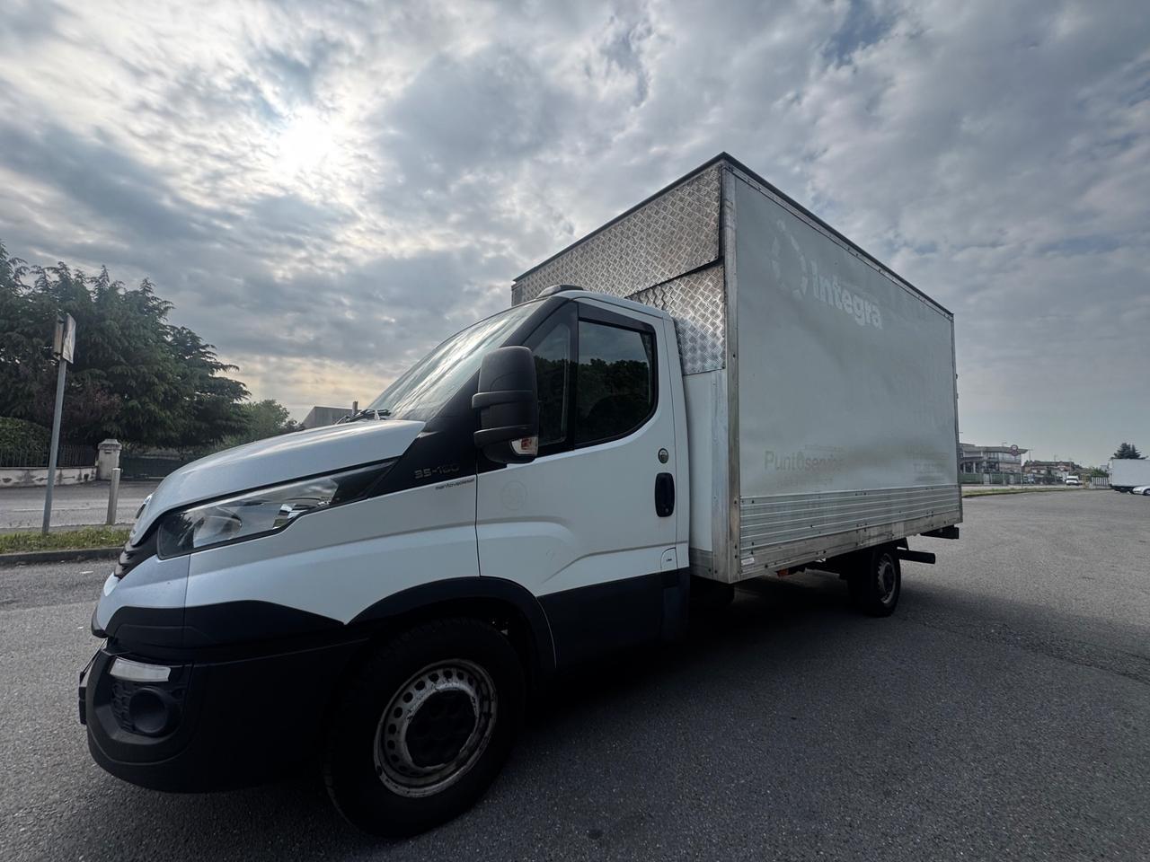 Iveco Daily 35C15 BTor 3.0 HPT PC-RG Cabinato