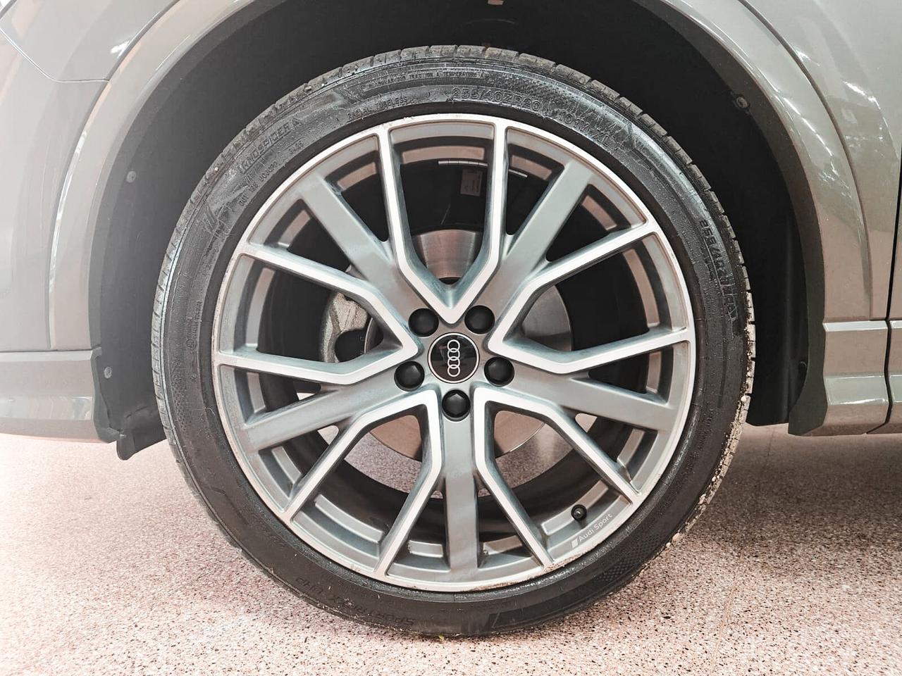 Audi Q3 35 TDI S tronic line edition