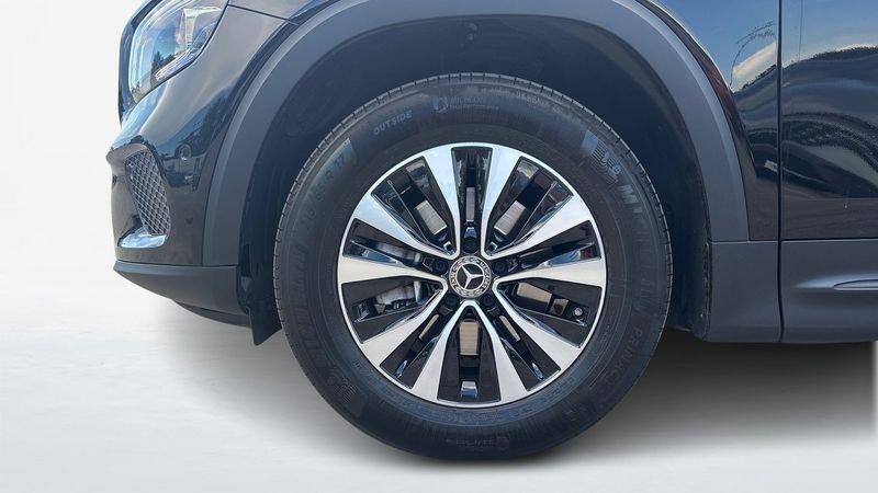 Mercedes-Benz GLB - X247 2019 180 D Premium 8G-DCT