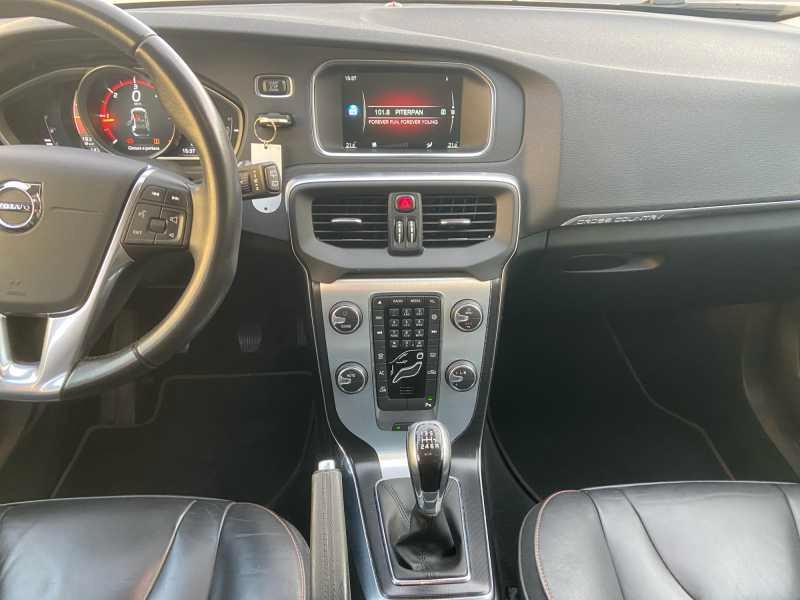 VOLVO V40 Cross Country 2.0 D2 Ocean Race