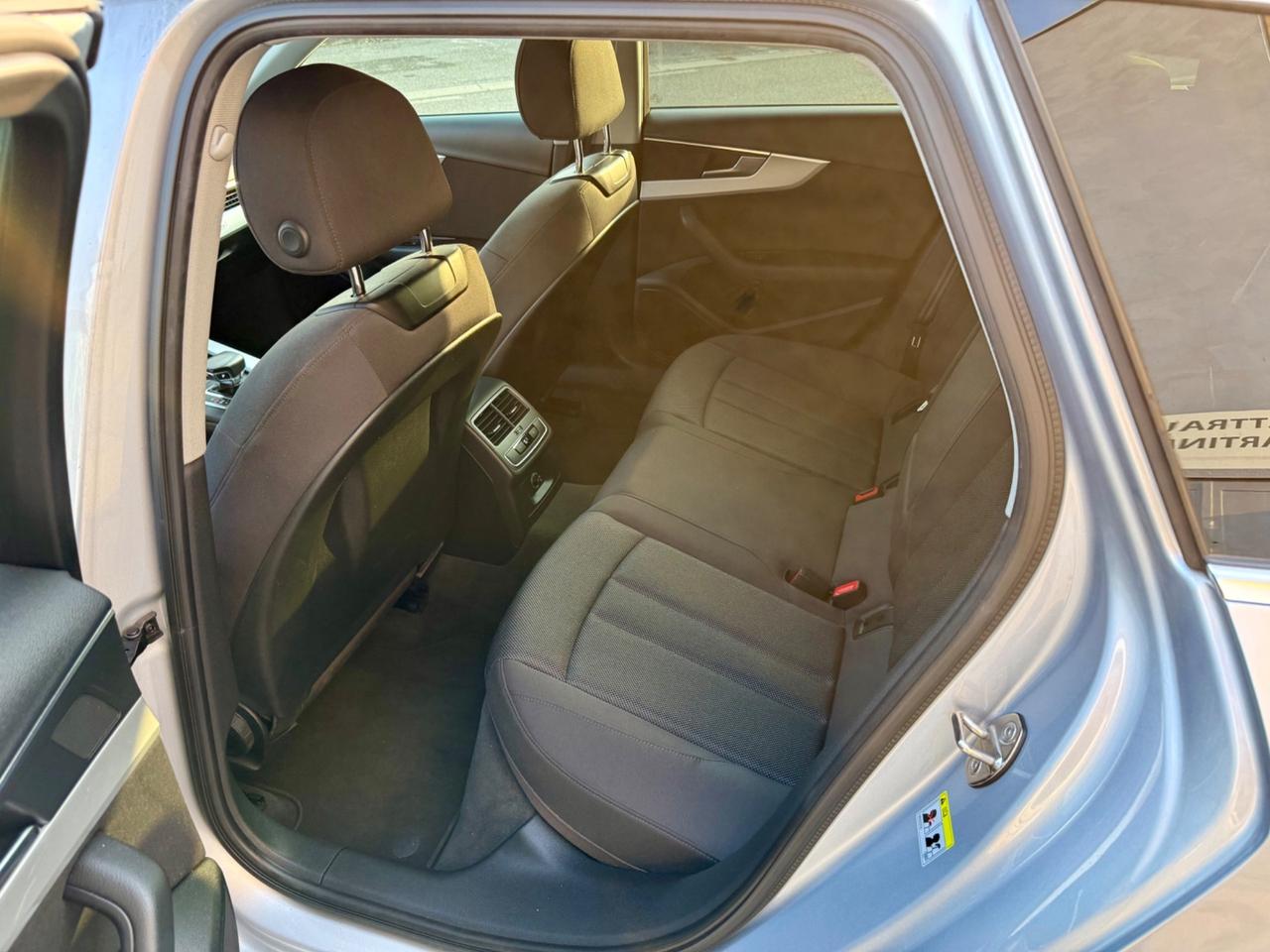 Audi A4 Avant 2.0 TDI 122 CV Sport