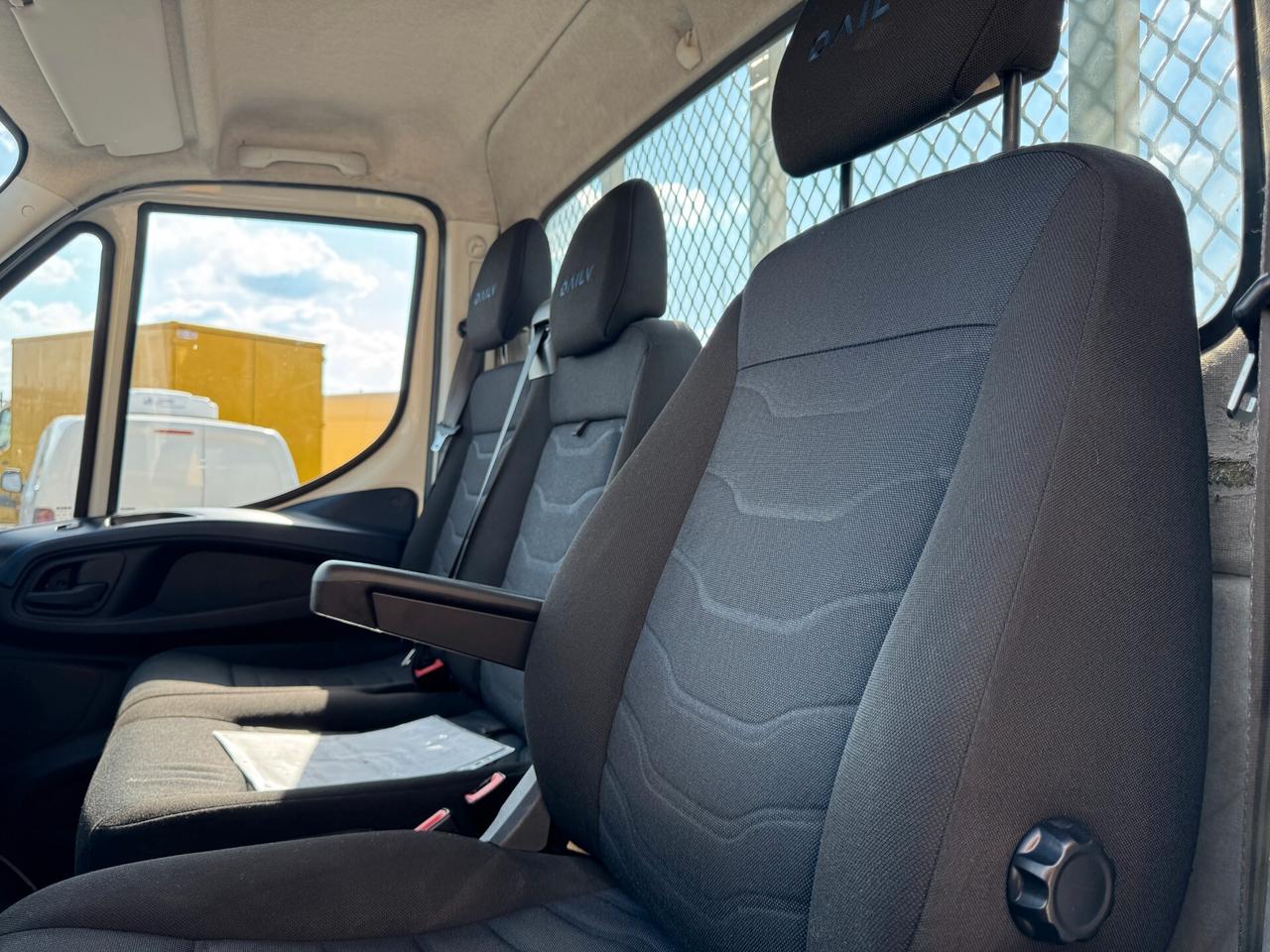 IVECO DAILY 35-180 HPT 3.0 - HI-MATIC - CAMBIO AUTOMATICO - 4.90M CASSONE - 2018