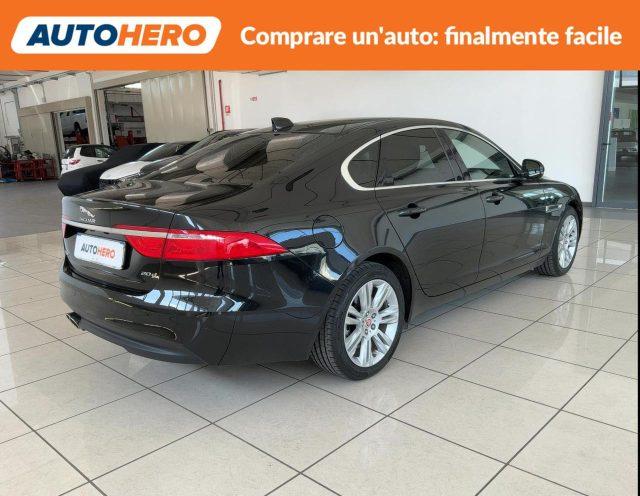 JAGUAR XF 2.0 D 180 CV AWD aut. Chequered Flag