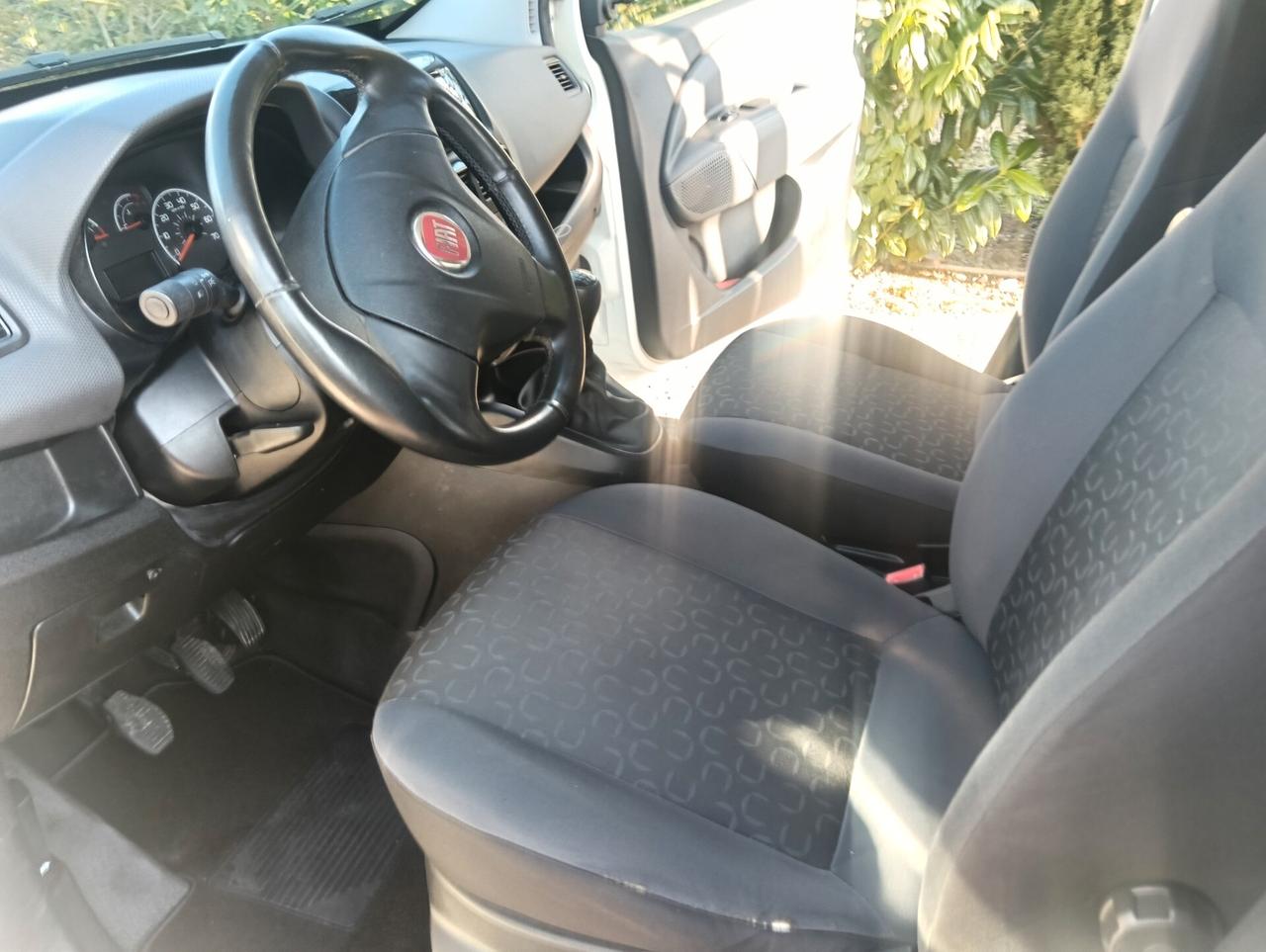 Fiat Doblo autocarro