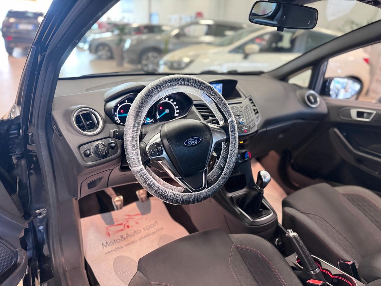 Ford Fiesta 1.5 TDCi 75CV 3 porte ST-Line