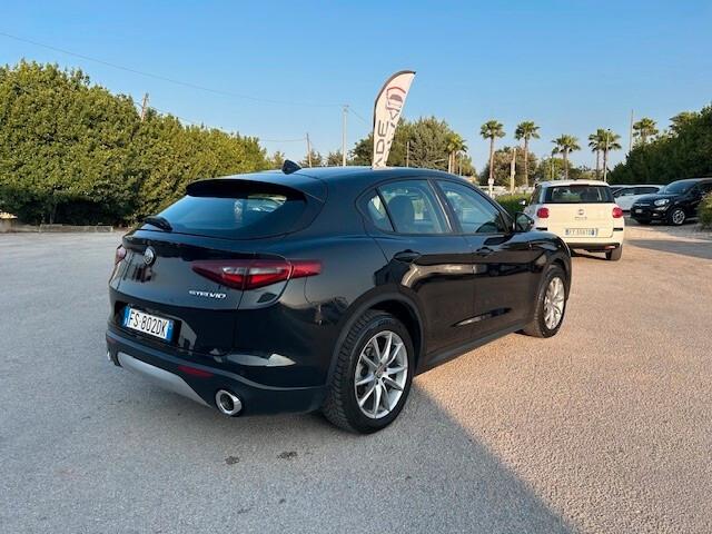 Alfa Romeo Stelvio 2.2 Turbodiesel 210 CV AT8 Q4 Executive