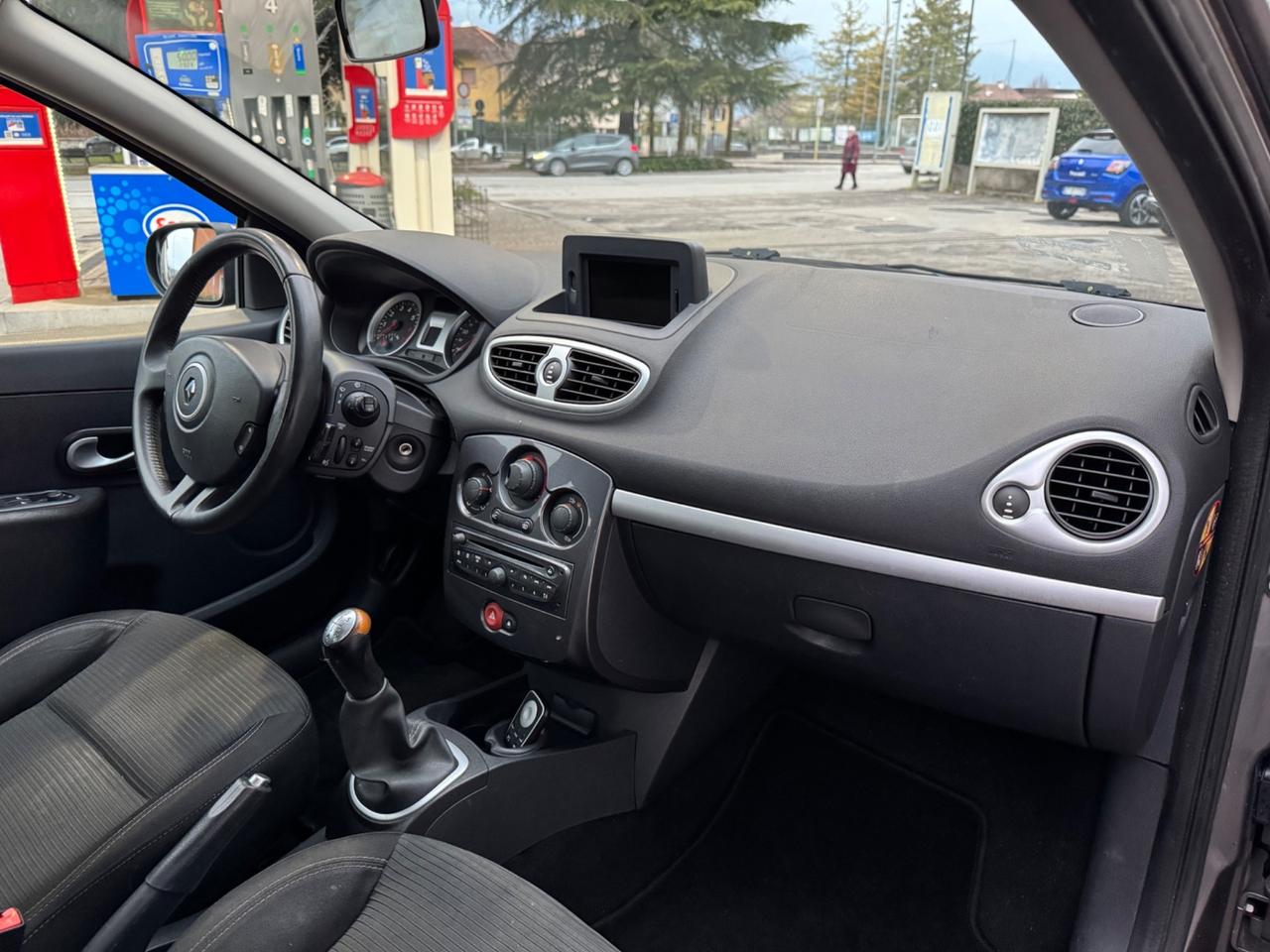 Renault Clio 1.2 16V 5 porte Dynamique