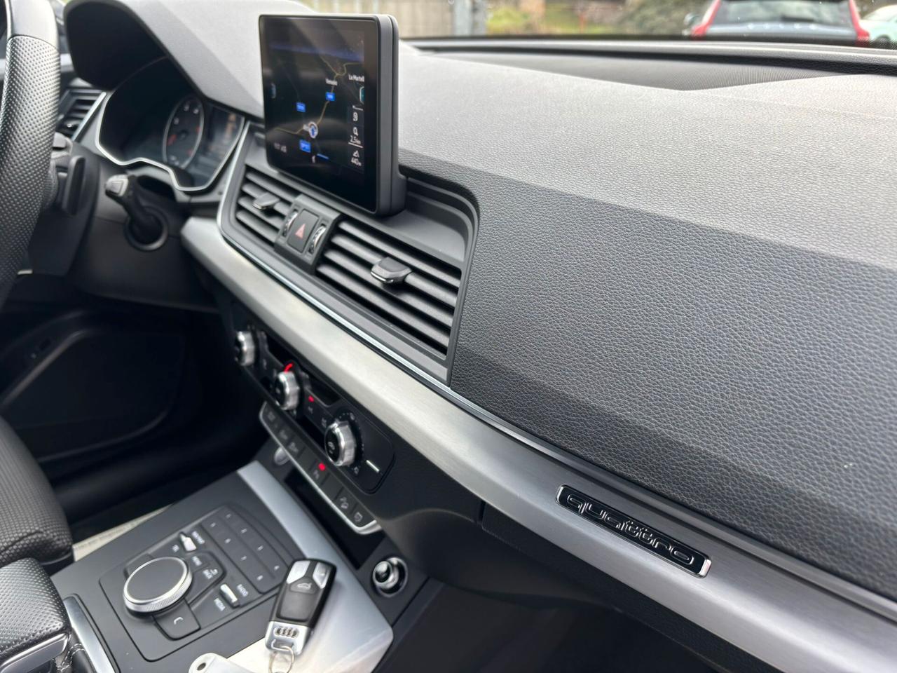 Audi Q5 40 TDI quattro S-tronic ! S-LINE INT/EST. !