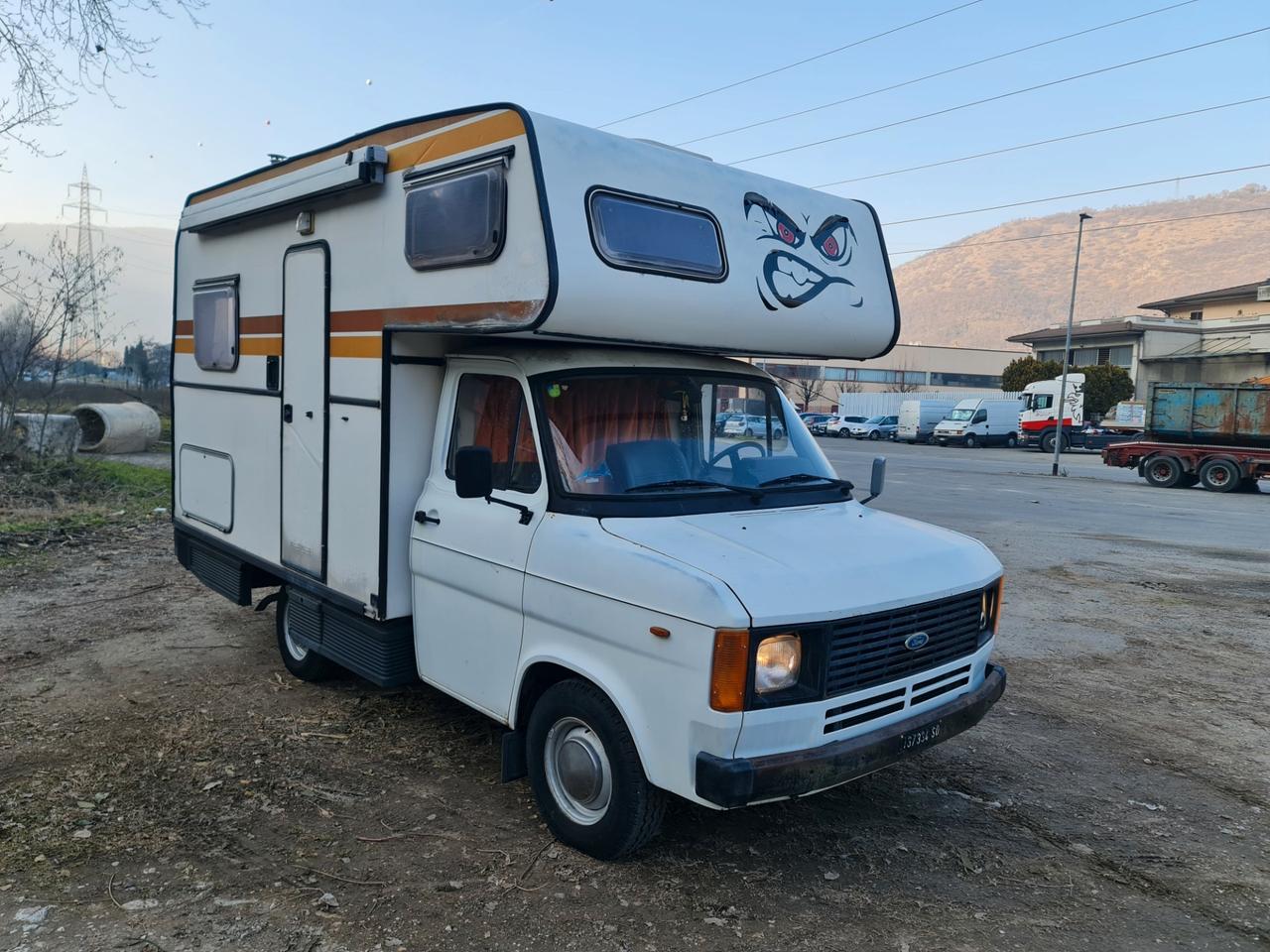 CAMPER FORD TRANSIT ROLLER TEAM 5 POSTI