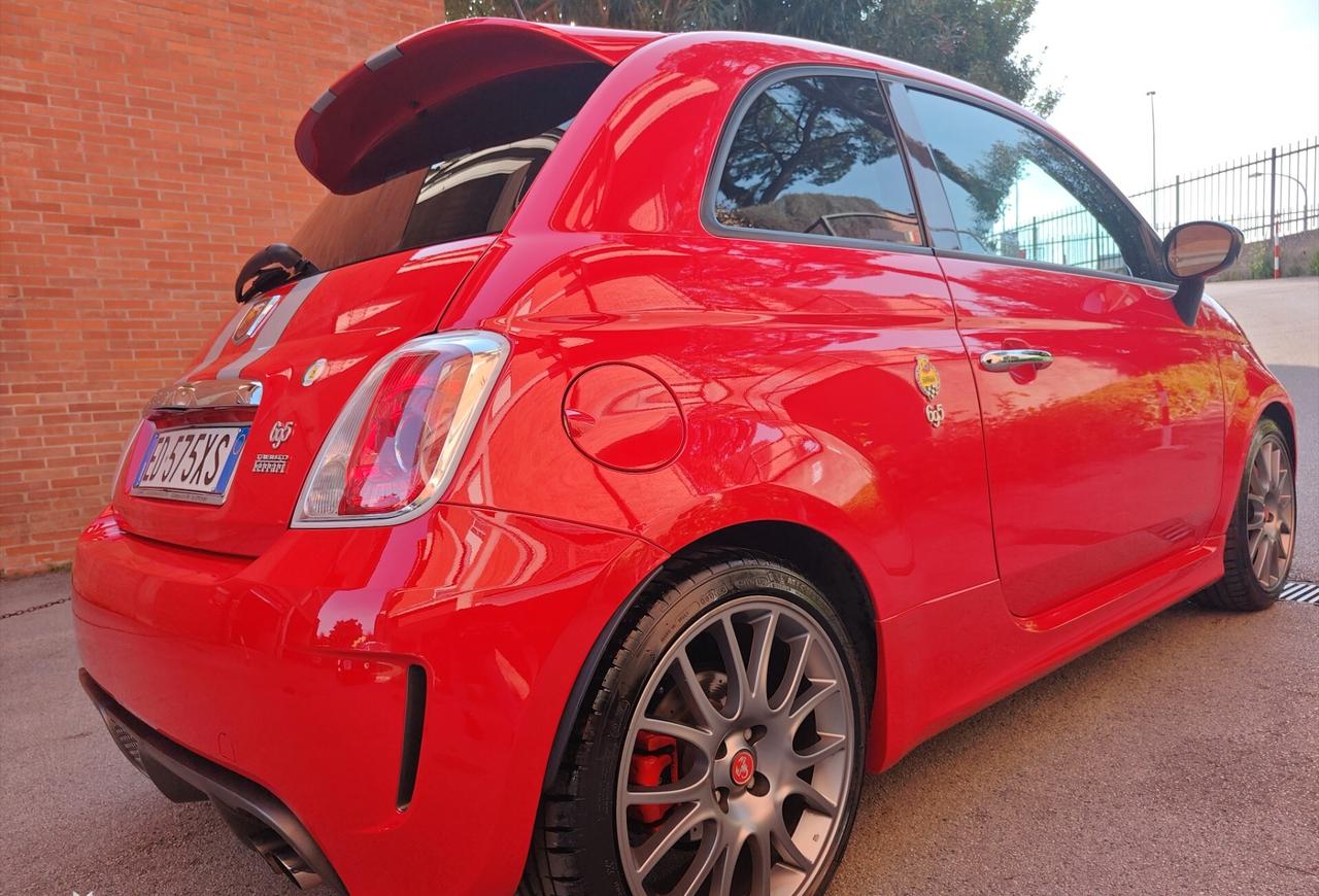 Abarth 695 Tributo Ferrari