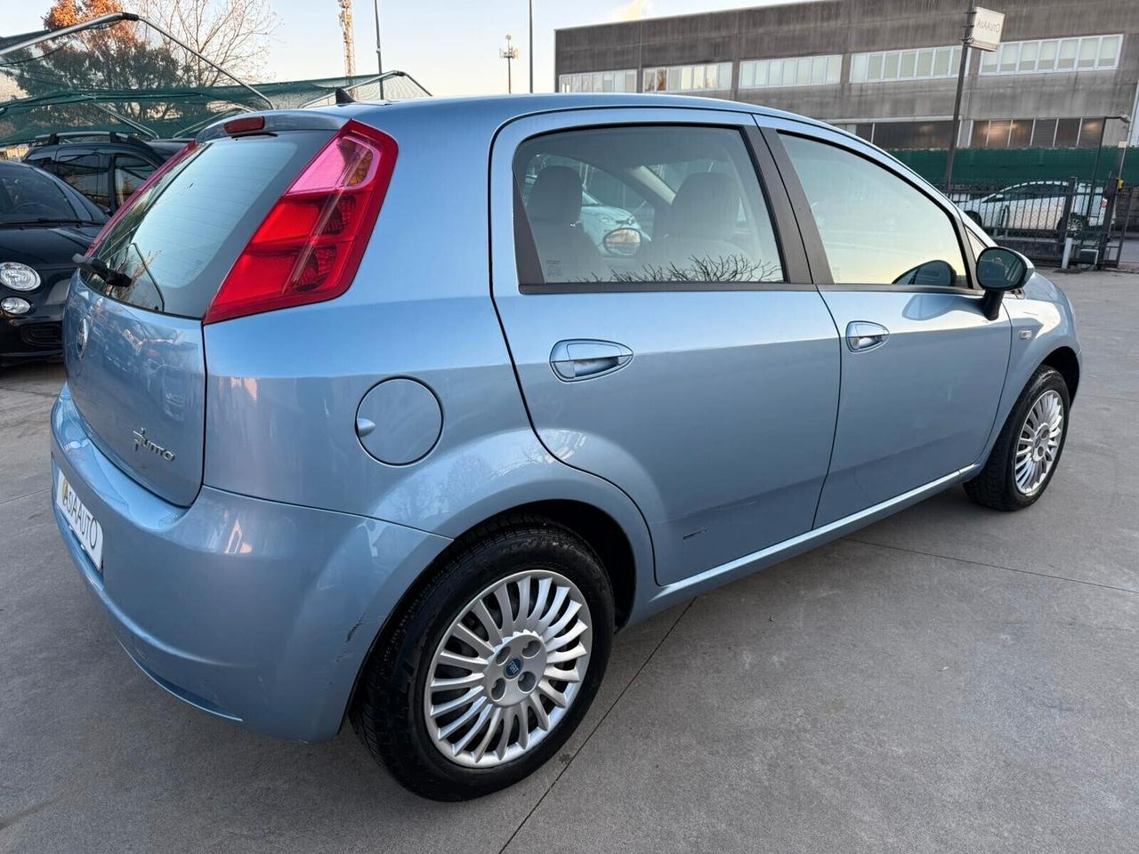 Fiat Grande Punto 5p 1.2 65cv 68.000 KM