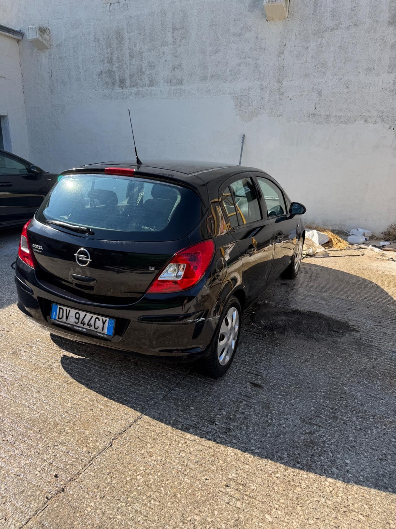 Opel Corsa 1.2 5 porte Easytronic Cosmo