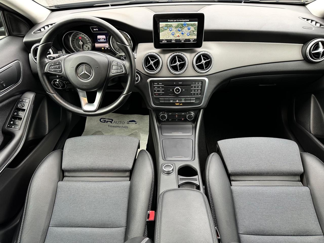 Mercedes-benz GLA 180 d Automatic Sport
