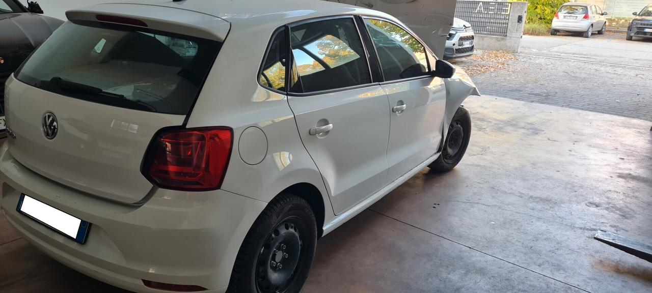 Volkswagen Polo 1.0 MPI 75 CV 5P FRESH