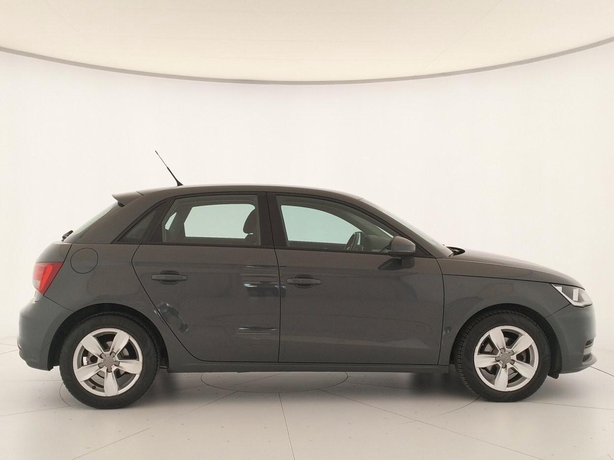 AUDI A1 Sportback 1.4 tdi s-tronic - NEOPATENTATI