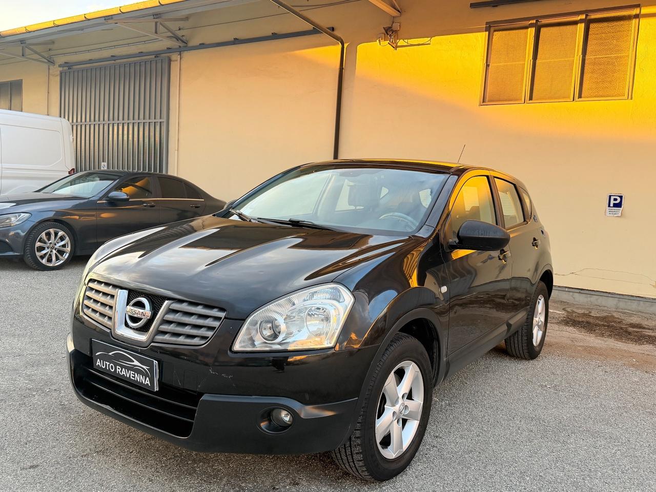 Nissan Qashqai 1.5 dCi Tekna 106CV Neopatentati