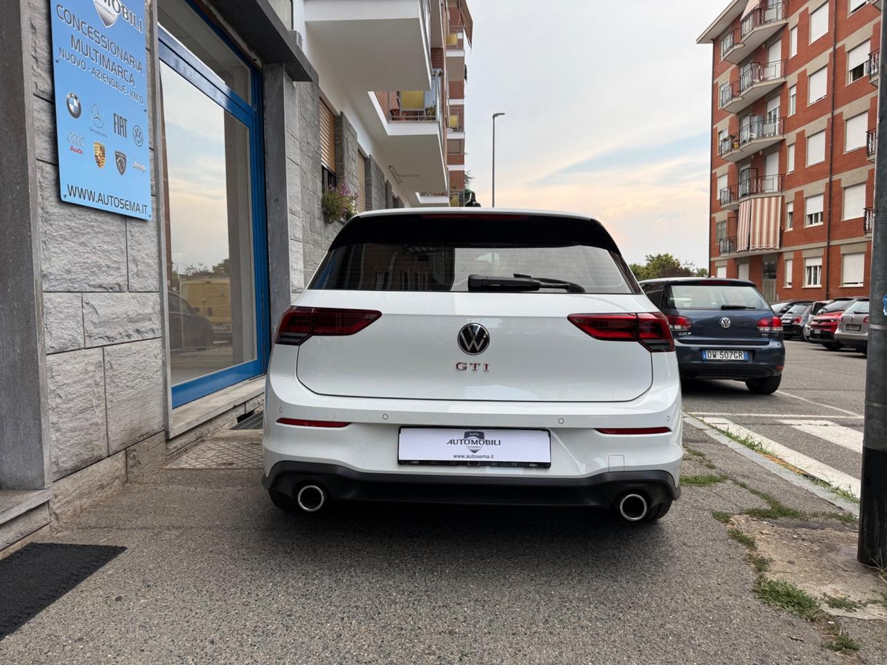 Volkswagen Golf GTI 2.0 TSI DSG PERFORMANCE