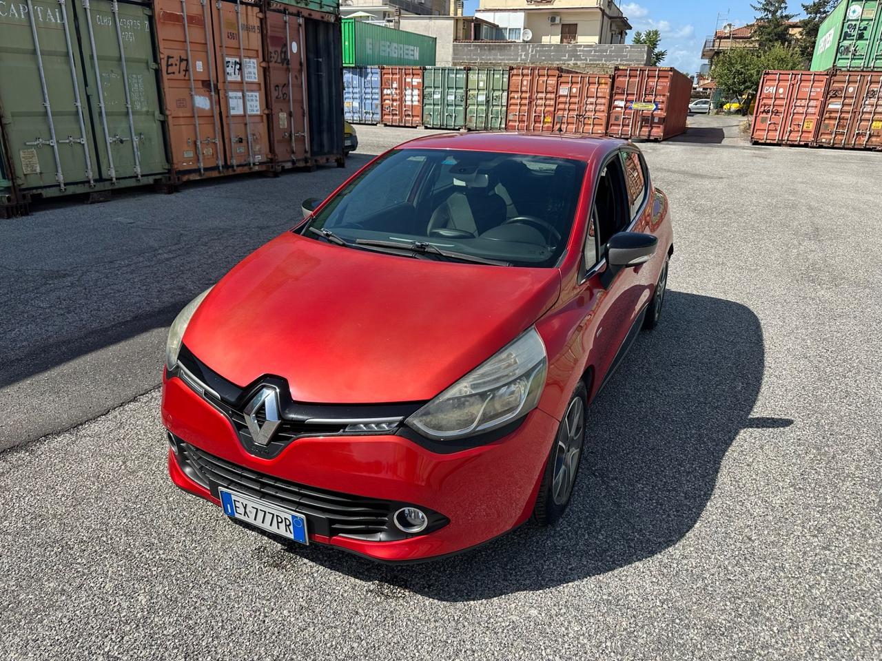 Renault Clio 1.5 dCi 8V 75CV 5 porte Costume National NEOPATENTATI