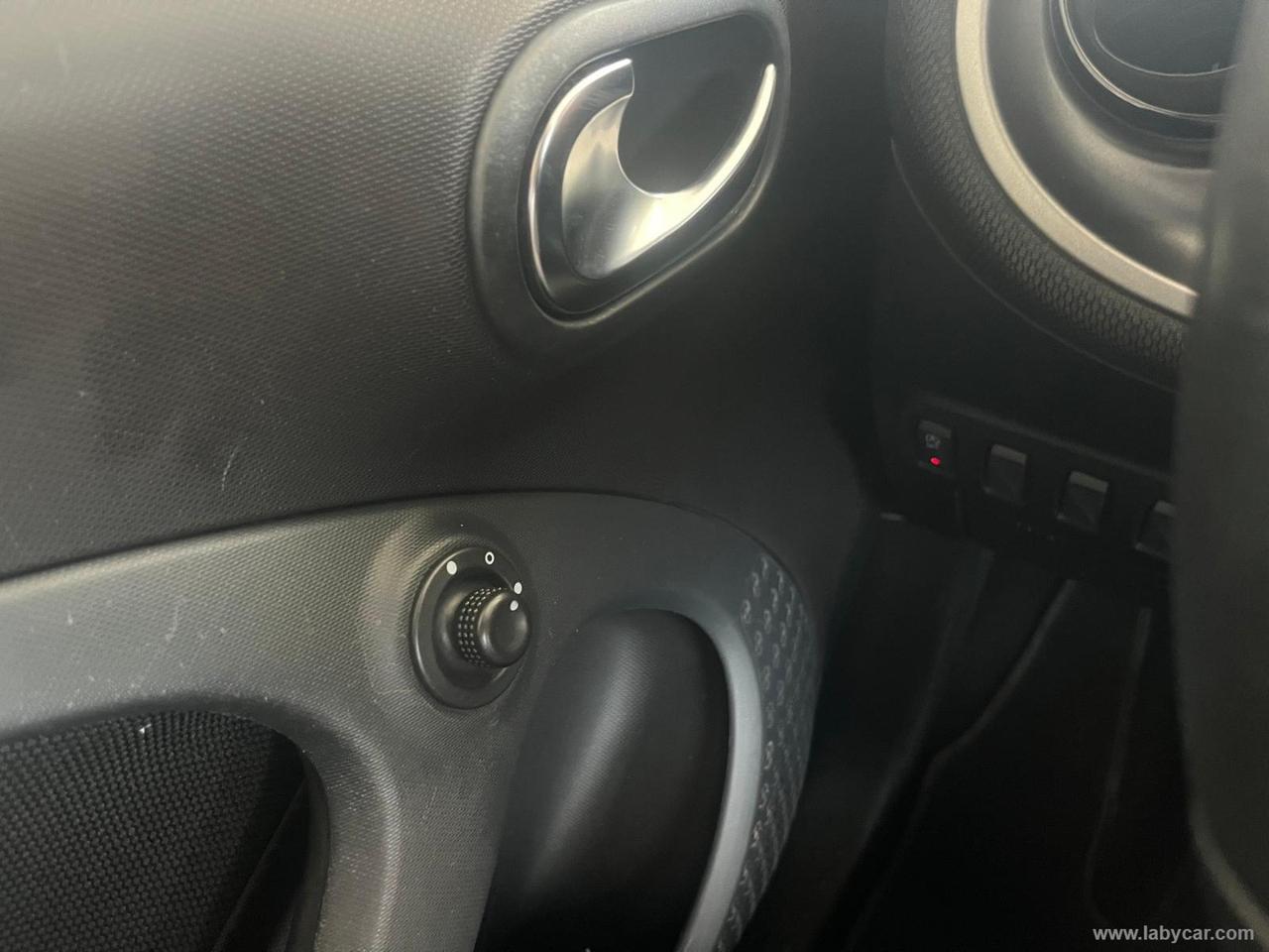 SMART forfour 70 1.0 twinamic Passion AUTOMATICA CON SOLI 65.000KM!