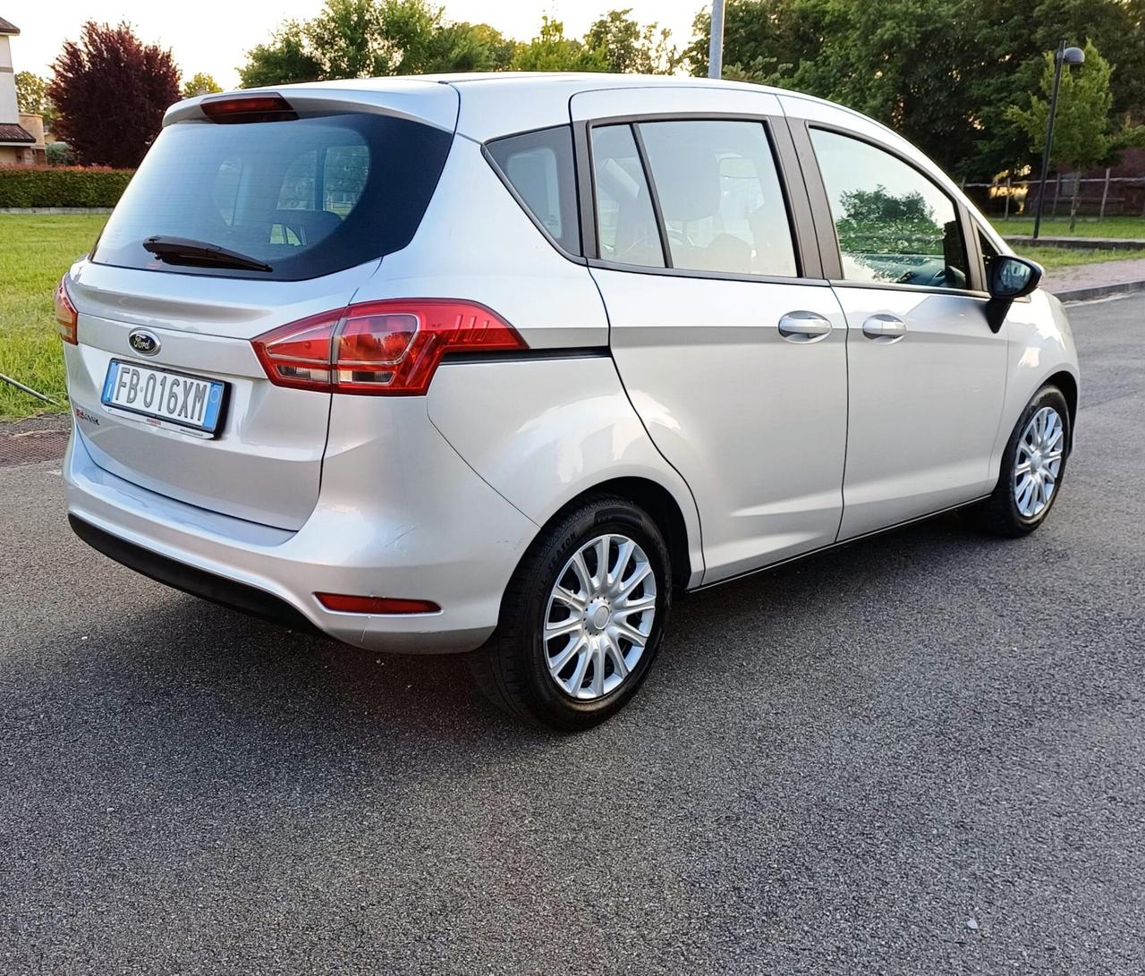 Ford B-Max 1.5 TDCi 75 CV Titanium