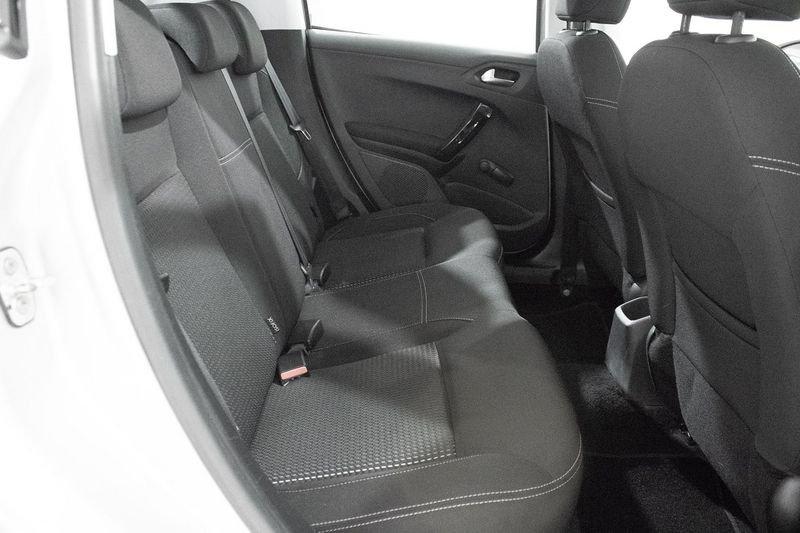 Peugeot 208 BlueHDi 75cv Allure