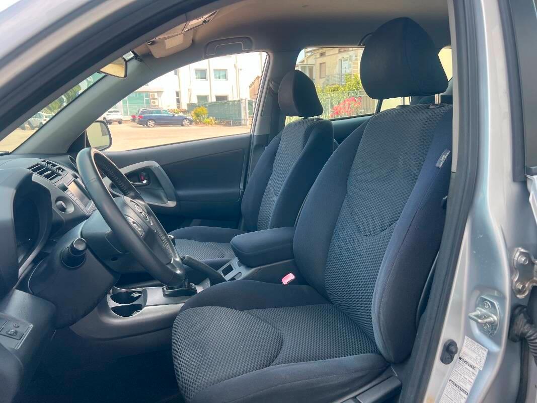 Toyota RAV4 2.2 d-4d 136cv