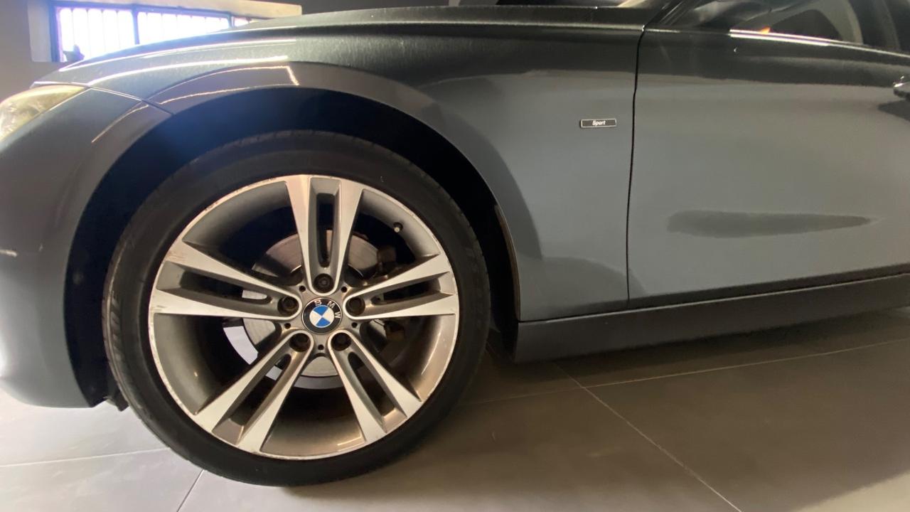 Bmw 320 320d 2.0 184cv mod.Sport Automatica Led 100.000km