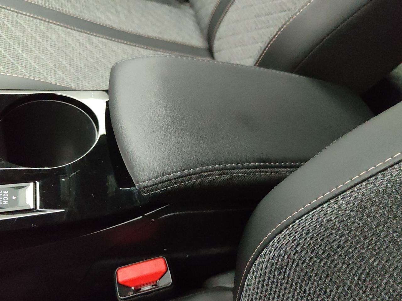 PEUGEOT 2008 II 2023 1.2 PURETECH 100CV ALLURE