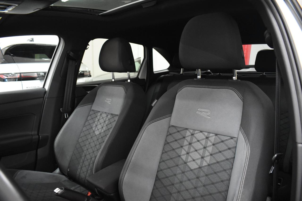 Volkswagen Taigo 1.0 TSI 110 CV R-Line TETTO APRIBILE