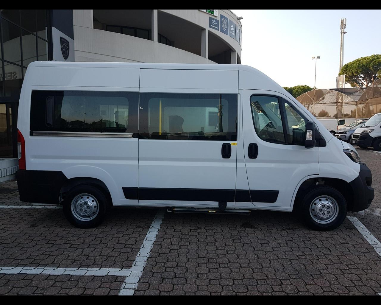 PEUGEOT Peugeot Boxer Trasporto Disabili L2H2 BlueHdi 140 S&S + Pedana