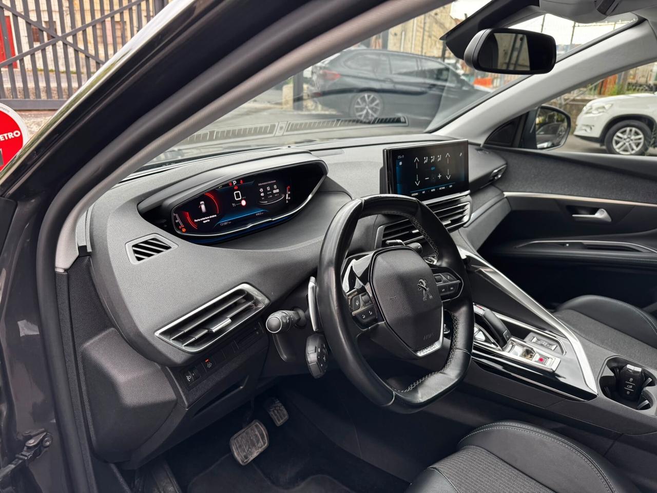 Peugeot 3008 BlueHDi 130 S&S EAT8 Allure